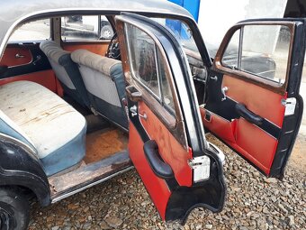 Mercedes-Benz 220 S Ponton - 3