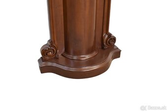 Vešiak, šatník- 1940 - 3