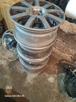 Elektróny 7,5Jx17 et43 5x112 - 3