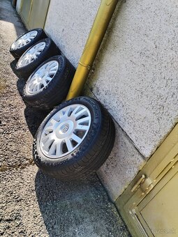 Predám elektróny + pneumatiky vhodné na Škoda Octavia 2 - 3