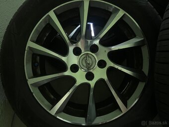 Na predaj sada letných kolies – Nokian 205/55 R16 + alu disk - 3