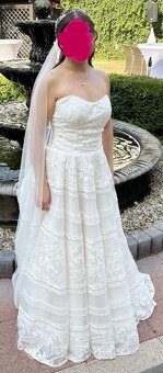 Svadobné šaty s romantickou krajkou - 3