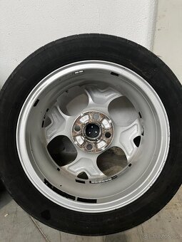 Ford Fiesta eleķtrony R15 - 3