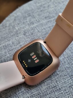 Fitbit Versa 2 - 3