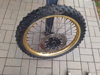 Diely Yamaha XT 600 - 3