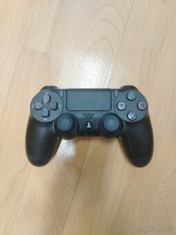 PS4 Slim 500GB + Fifa20 - 3