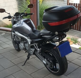 Yamaha fz6 - 3