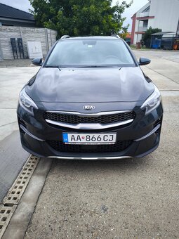 Kia Xceed 1.6 crdi,100kw,Gold - 3