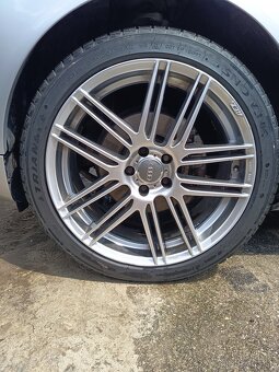 Predám Audi A8 - 3