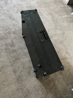 DDJ-1000 + zomo case - 3