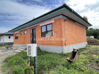4 izbová novostavba Bungalovu - Veľké Zálužie - 3