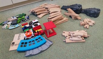 110-dielna sada drevených koľajníc a vláčikov - 3