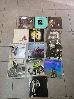 Predám 350 ks Lp - 3