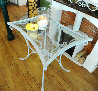 predám kovový stolík-kovaný - 3