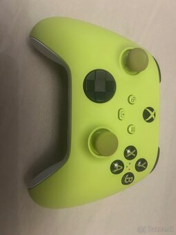 Xbox ovladac - 3