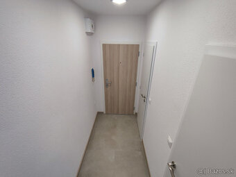 PRENÁJOM 1-izbový byt Handlová - 3