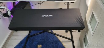 Yamaha psr sx 700 - 3