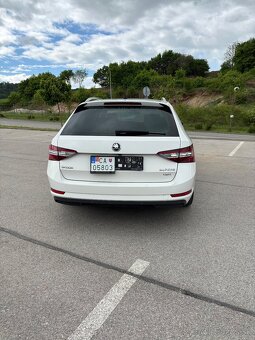 Predám Škoda Superb 3 2.0 TDi 140Kw 4x4 DSG7 - 3