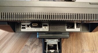 LCD monitor HP LP2275w 22" - 3
