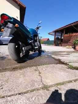 Suzuki bandit 600 - 3