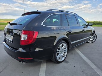 Škoda Superb Combi 3.6 FSI V6 4x4 + F1-DSG TOP - 3