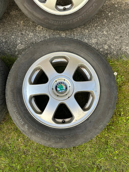 Elektróny Škoda Elegant 5x100 r15 letné pneu 195/65 - 3