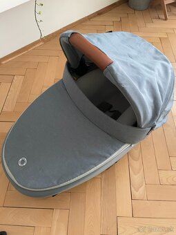 Maxi-Cosi Jade auto-vaničkaMaxi-Cosi FamilyFix3 + základňa - 3