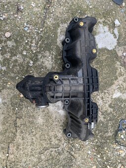 Sacie potrubie 1.6tdi CAYC 03L 129 711 AL - 3