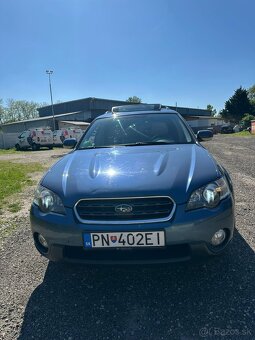 Subaru Outback 3.0 Exclusive A/T - 3