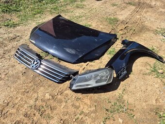 Predám náhradné diely na Volkswagen Passat B7 - ČIERNY- - 3