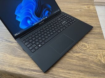 Asus Vivobook GO/Notebook/4GB RAM DDR5/128GB NvMe SSD - 3