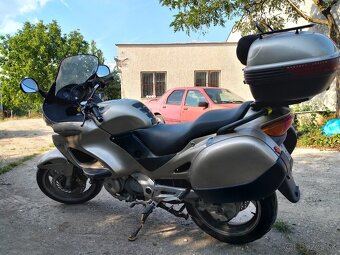 Honda NT 650V Deauville - 3