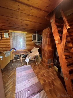 Na predaj zrubová chata so záhradou 1633 m2 v obci Bartošová - 3