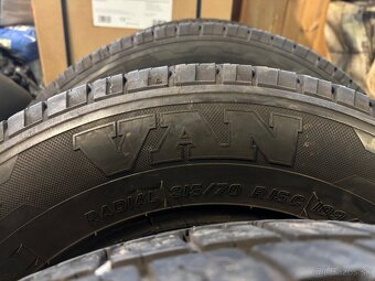 215/70 R15C letné pneumatiky - 3
