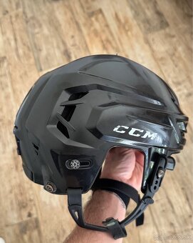 Hokejová prilba CCM veľkosť M - 3