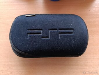 Retro PsP 100% stave - 3