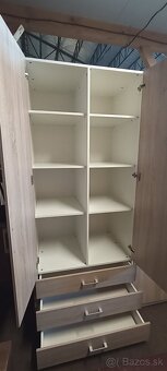 Skriňa - 3