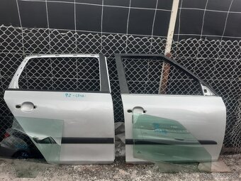 skoda fabia 2 skoda roomster - 3