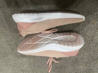 4F dievcenske tenisky č. 37 - 3