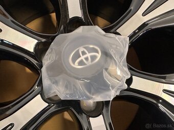 original TOYOTA LAND CRUISER 6x139,7 R19 ET25 7,5J - 3