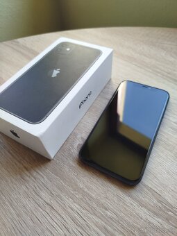 iPhone 11 64gb Čierny - 3