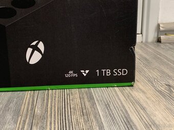 Xbox Series X 1TB + 2 ovládače + 6 hier - 3