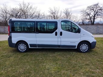 Renault Trafic 2,0 dci 2011 9 miestny, klíma - 3