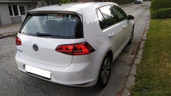 Volkswagen E- GOLF,11/2015 85kw,automat - 3