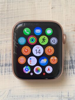 Apple Watch 5 - 3