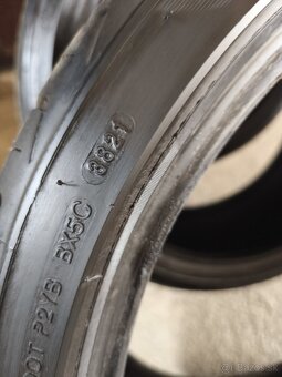 Pneu 235/35 r19 - 3