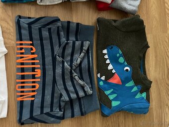 Balík oblečenia 98/104 - 3