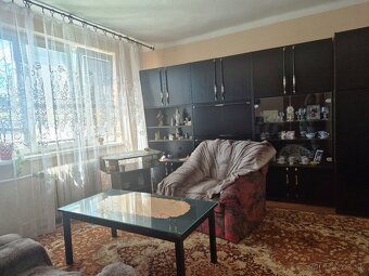 3 izbový byt na predaj s garážou  v Nových Zámkoch. - 3