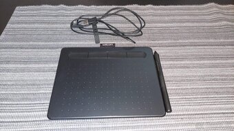 Grafický tablet Wacom Intuos S Black - 3
