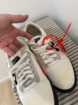 Off white topanky - 3